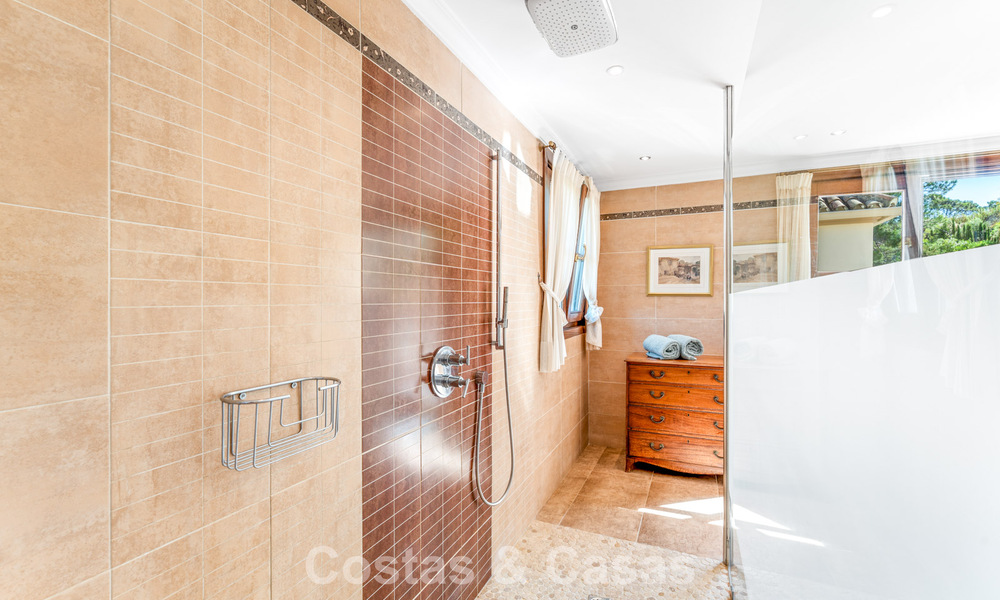 Statig, Spaans landgoed (Finca) te koop in een groene omgeving op de New Golden Mile tussen Marbella en Estepona 802241