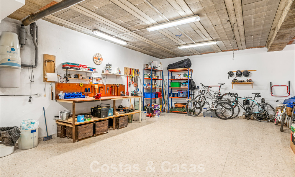 Statig, Spaans landgoed (Finca) te koop in een groene omgeving op de New Golden Mile tussen Marbella en Estepona 802257