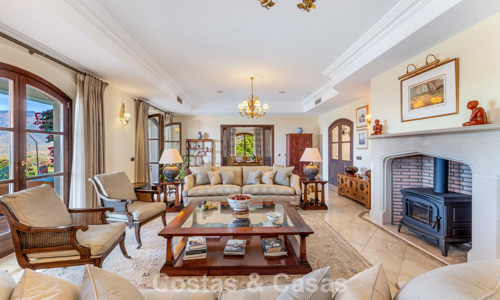 Statig, Spaans landgoed (Finca) te koop in een groene omgeving op de New Golden Mile tussen Marbella en Estepona 802265