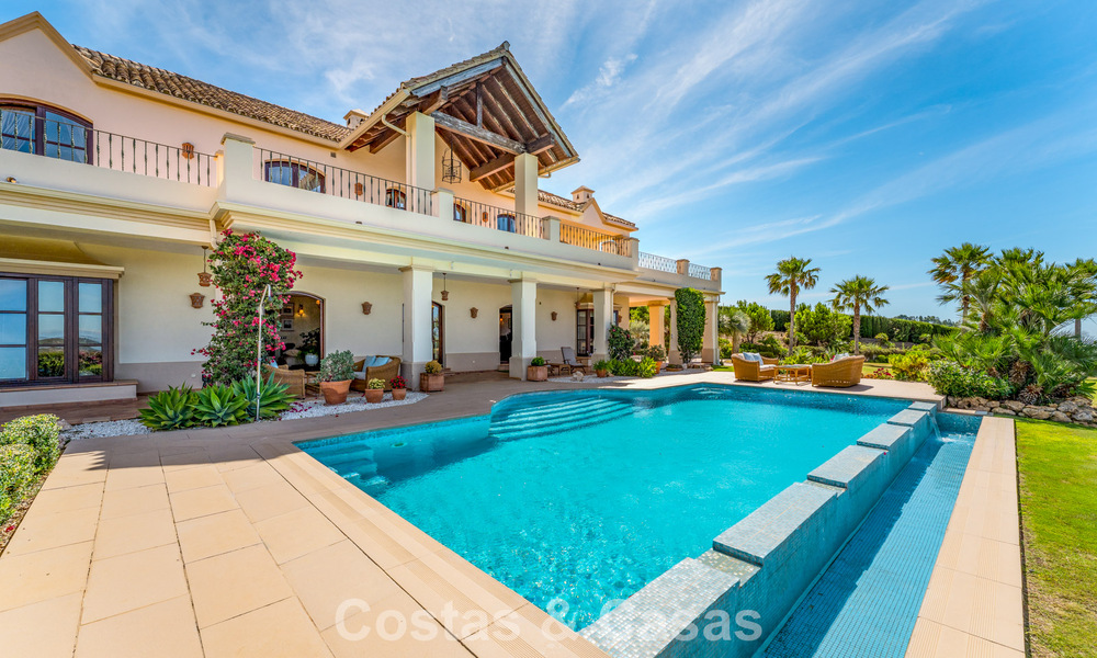 Statig, Spaans landgoed (Finca) te koop in een groene omgeving op de New Golden Mile tussen Marbella en Estepona 802270