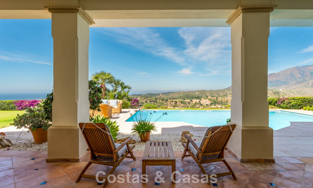 Statig, Spaans landgoed (Finca) te koop in een groene omgeving op de New Golden Mile tussen Marbella en Estepona 802273