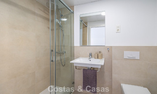 Lichtrijk en modern duplex penthouse met frontaal open zeezicht te koop in Benalmadena, Costa del Sol 802192 
