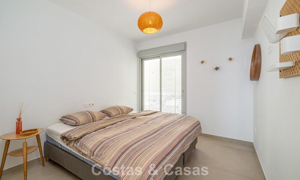 Lichtrijk en modern duplex penthouse met frontaal open zeezicht te koop in Benalmadena, Costa del Sol 802193