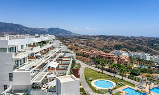 Modern hoekappartement in een exclusief boetiekresort met panoramisch zeezicht nabij La Cala de Mijas, Costa del Sol 802132 