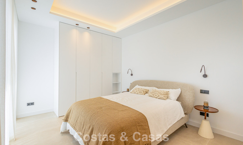 Gloednieuwe, moderne luxevilla met zeezicht te koop in Mijas, Costa del Sol 802157