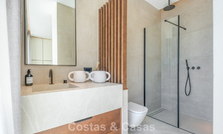 Instapklare, hedendaagse luxevilla te koop in een gated community in Marbella - Benahavis 802415 