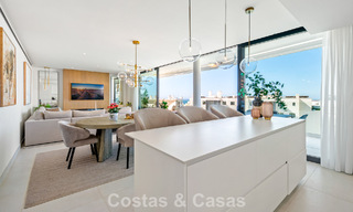 Eigentijds appartement te koop in een vernieuwend lifestyle-complex in Fuengirola, Costa del Sol 802546 