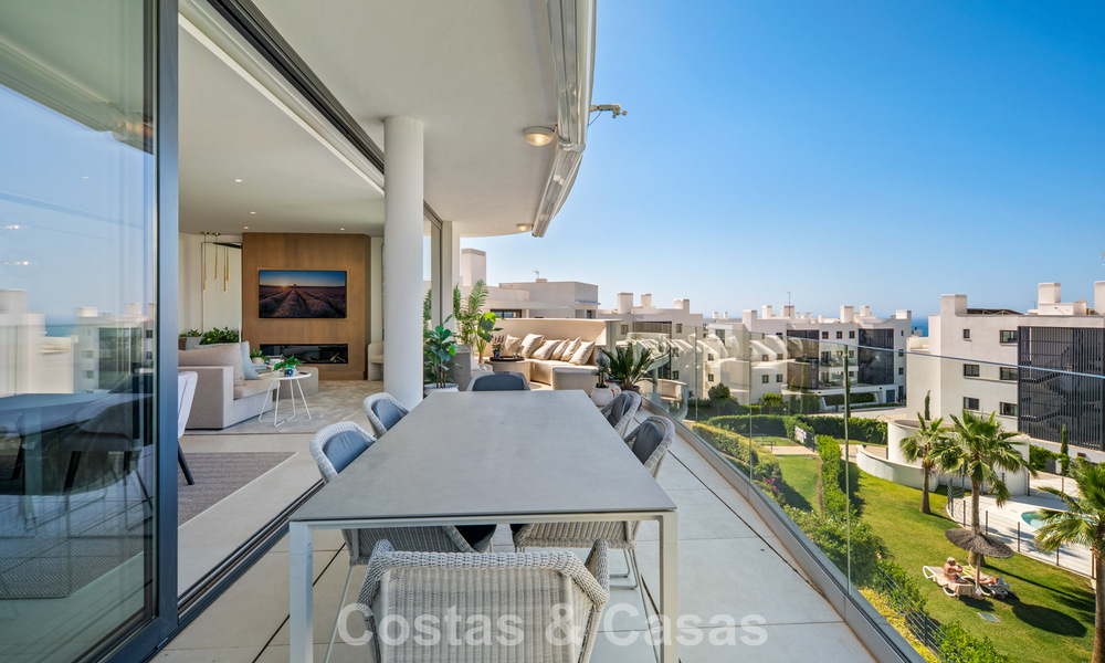 Eigentijds appartement te koop in een vernieuwend lifestyle-complex in Fuengirola, Costa del Sol 802547