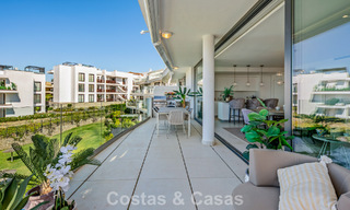 Eigentijds appartement te koop in een vernieuwend lifestyle-complex in Fuengirola, Costa del Sol 802549 