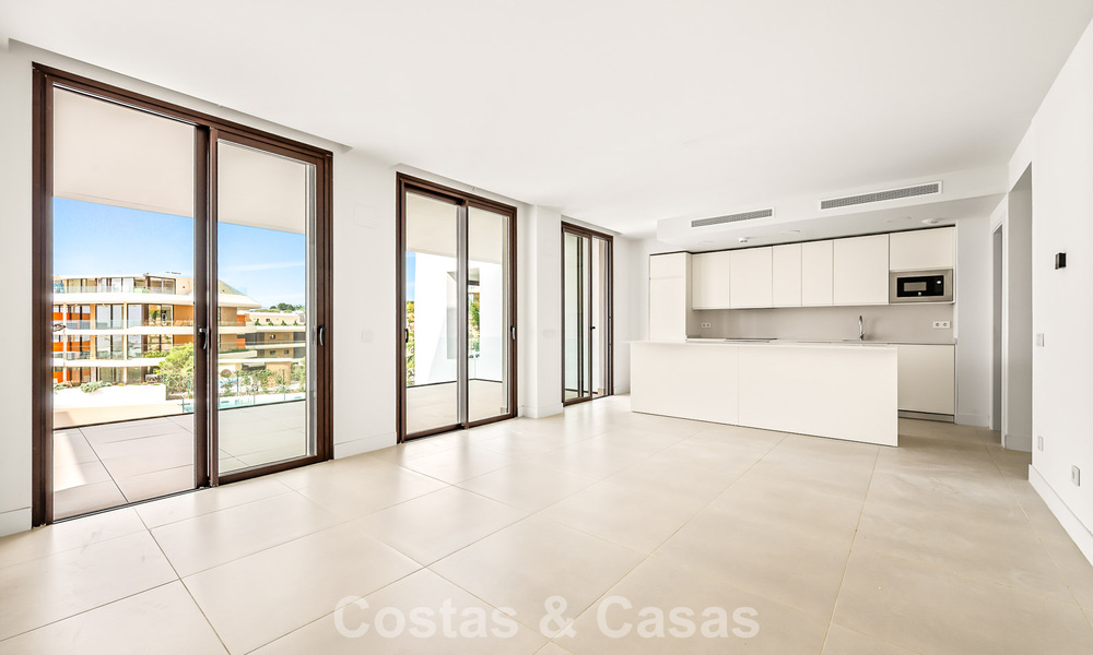 Exclusieve appartementen met modern ontwerp te koop in El Higueron in Fuengirola, Costa del Sol 802459