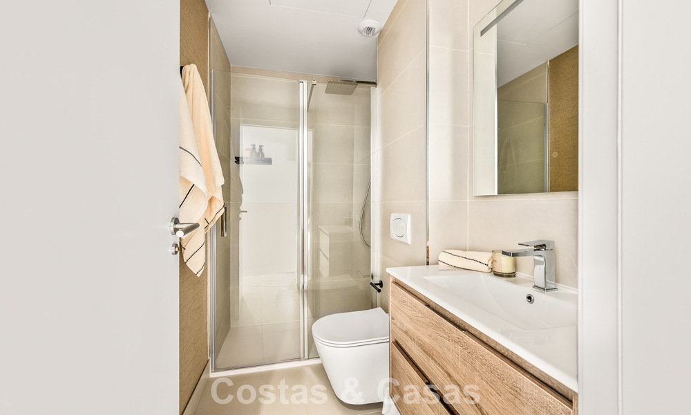 Exclusieve appartementen met modern ontwerp te koop in El Higueron in Fuengirola, Costa del Sol 802463