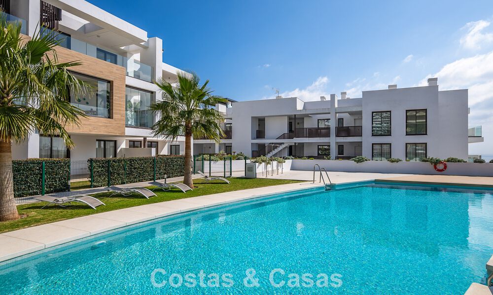 Exclusieve appartementen met modern ontwerp te koop in El Higueron in Fuengirola, Costa del Sol 802470