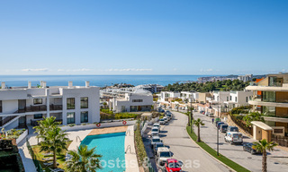 Exclusieve appartementen met modern ontwerp te koop in El Higueron in Fuengirola, Costa del Sol 802482 
