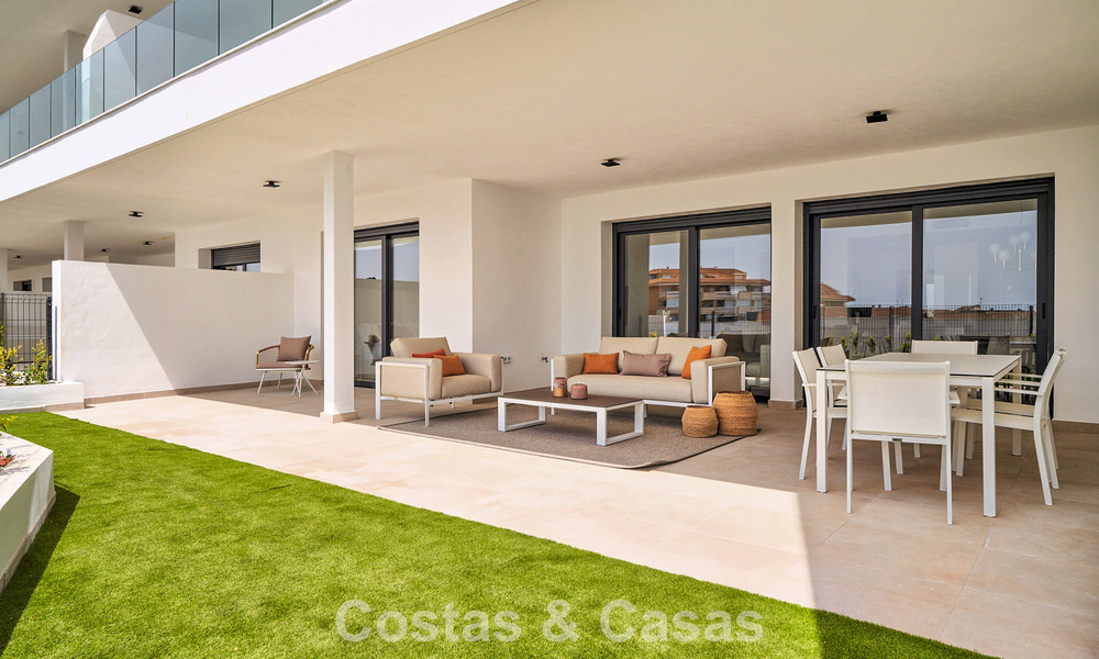 Moderne luxe appartementen met zeezicht in El Higuerón, een resort-stijl complex in Fuengirola, Costa del Sol 802669