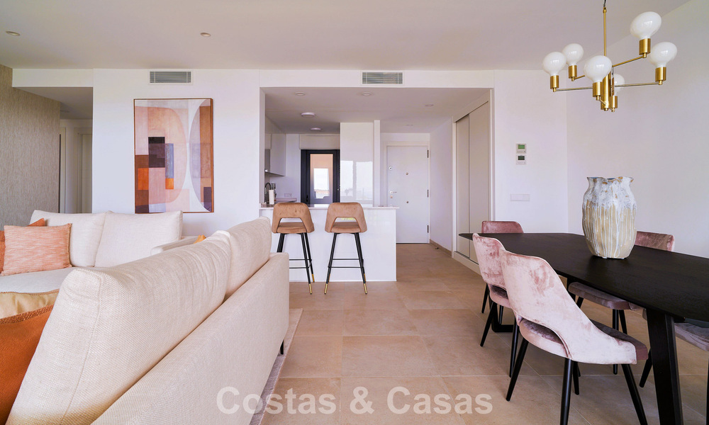 Moderne luxe appartementen met zeezicht in El Higuerón, een resort-stijl complex in Fuengirola, Costa del Sol 802681