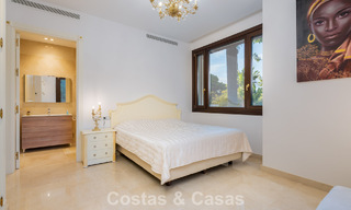 Klassieke Mediterrane Villa te koop op enkele meters v/h strand e/d golfbaan o/d New Golden Mile tussen Marbella en Estepona 802751 