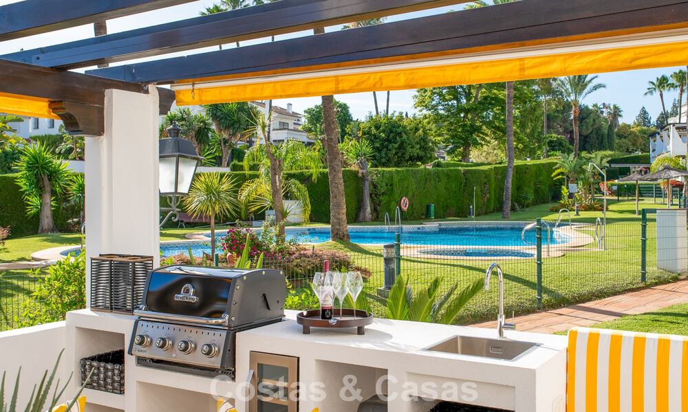 Hoogwaardig gerenoveerd appartement te koop op loopafstand van alles in Nueva Andalucia, Marbella 802772