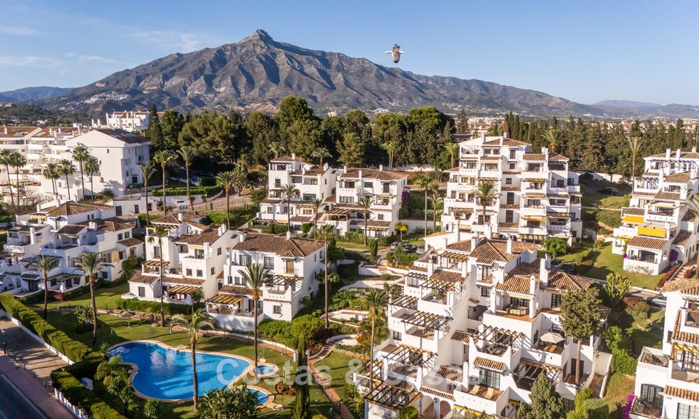 Hoogwaardig gerenoveerd appartement te koop op loopafstand van alles in Nueva Andalucia, Marbella 802777