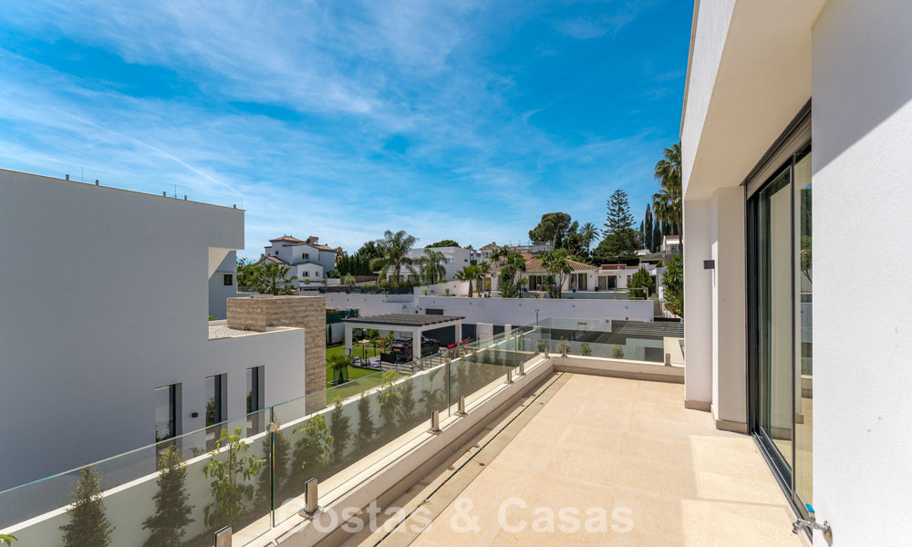 Luxe moderne designvilla met privézwembad te koop o/d New Golden Mile dicht bij San Pedro - Marbella 802805