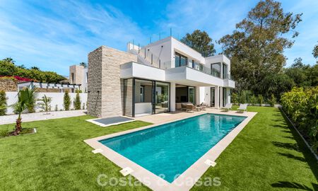 Luxe moderne designvilla met privézwembad te koop o/d New Golden Mile dicht bij San Pedro - Marbella 802830