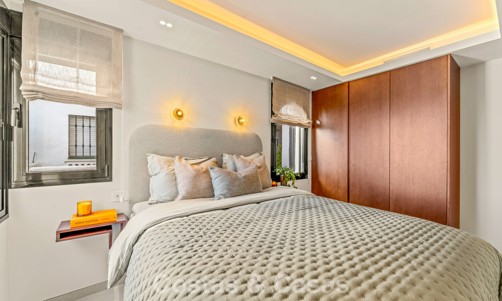 Luxueus gerenoveerd appartement met zeezicht te koop in een gated community op de Golden Mile in Marbella 802850