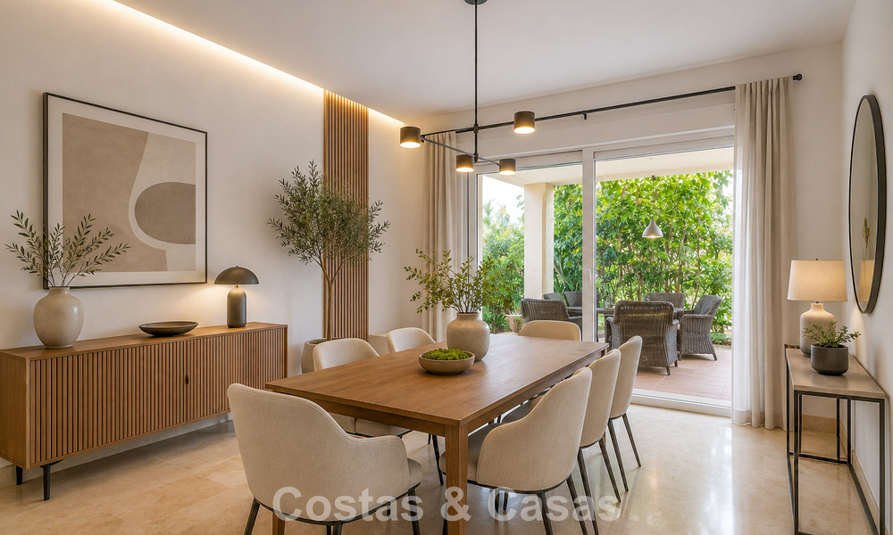 Halfvrijstaande villa met veel potentieel te koop, eerstelijns golf in Nueva Andalucia, Marbella 802870