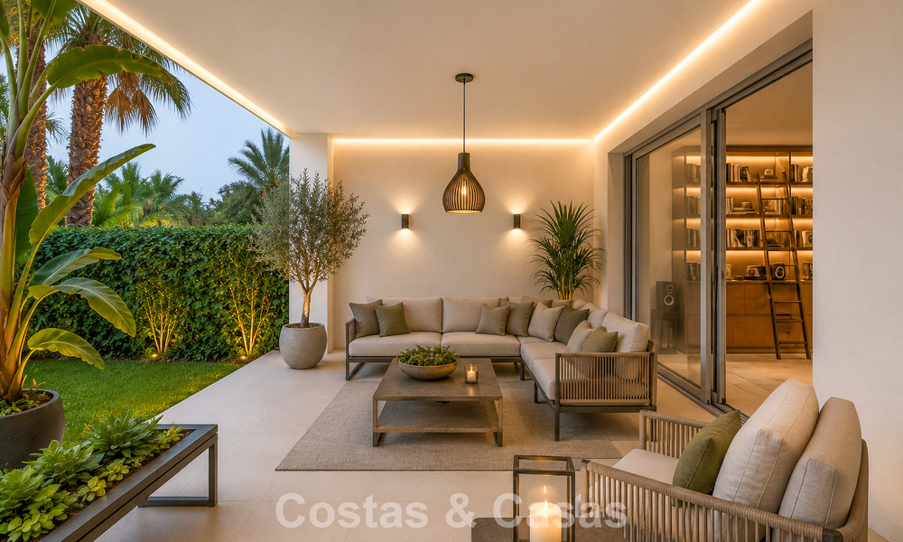 Halfvrijstaande villa met veel potentieel te koop, eerstelijns golf in Nueva Andalucia, Marbella 802871