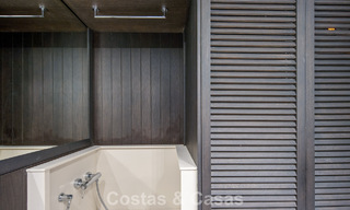 Exclusief gerenoveerd luxe appartement te koop in Puente Romano, Marbella 803012 