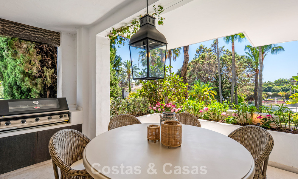 Exclusief gerenoveerd luxe appartement te koop in Puente Romano, Marbella 803023