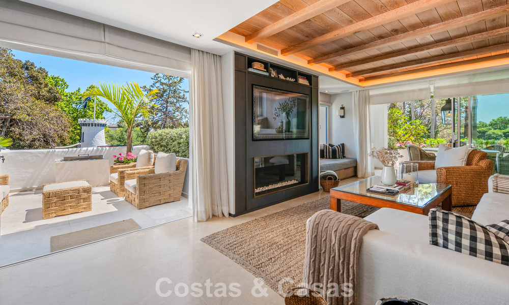 Exclusief gerenoveerd luxe appartement te koop in Puente Romano, Marbella 803029
