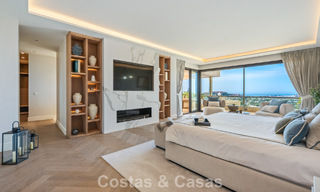 Exclusief, modern duplex penthouse met panoramisch zeezicht te koop in Nueva Andalucia, Marbella 803035 