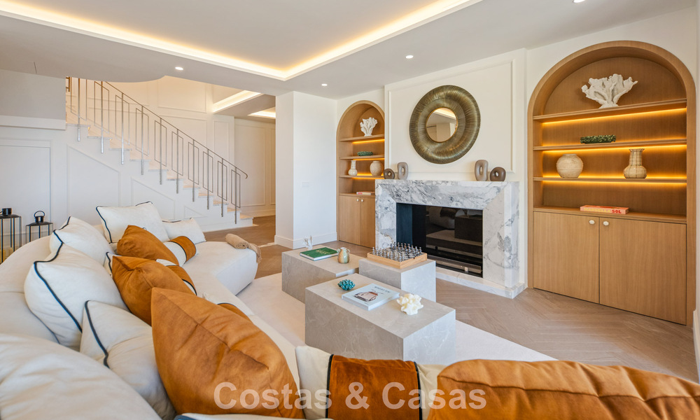 Exclusief, modern duplex penthouse met panoramisch zeezicht te koop in Nueva Andalucia, Marbella 803066