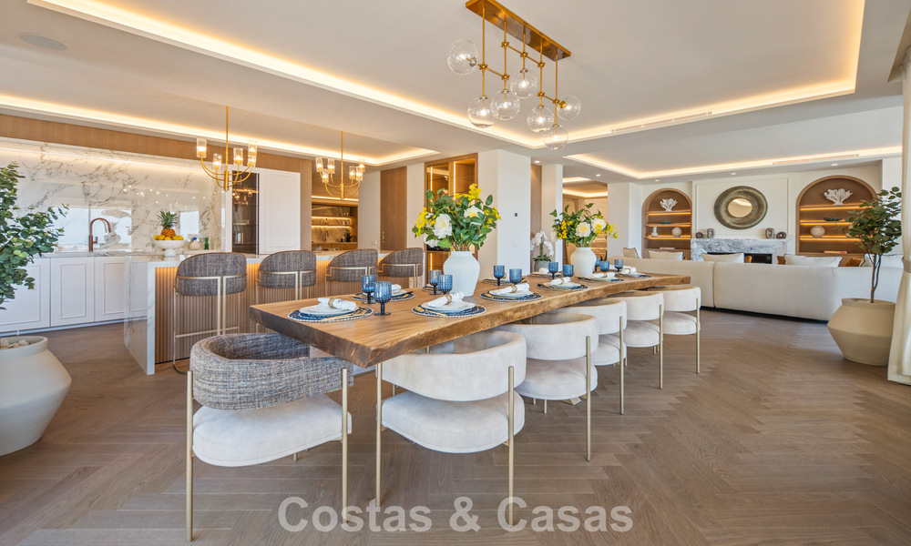 Exclusief, modern duplex penthouse met panoramisch zeezicht te koop in Nueva Andalucia, Marbella 803069