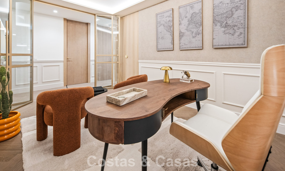 Exclusief, modern duplex penthouse met panoramisch zeezicht te koop in Nueva Andalucia, Marbella 803085