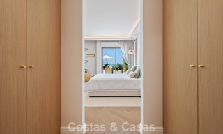 Exclusief, modern duplex penthouse met panoramisch zeezicht te koop in Nueva Andalucia, Marbella 803092 