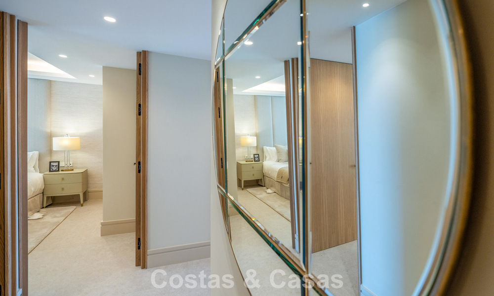 Luxe appartement te koop met direct zicht op de jachthaven, eerstelijns in Puerto Banus, Marbella 803159