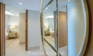 Luxe appartement te koop met direct zicht op de jachthaven, eerstelijns in Puerto Banus, Marbella 803159 