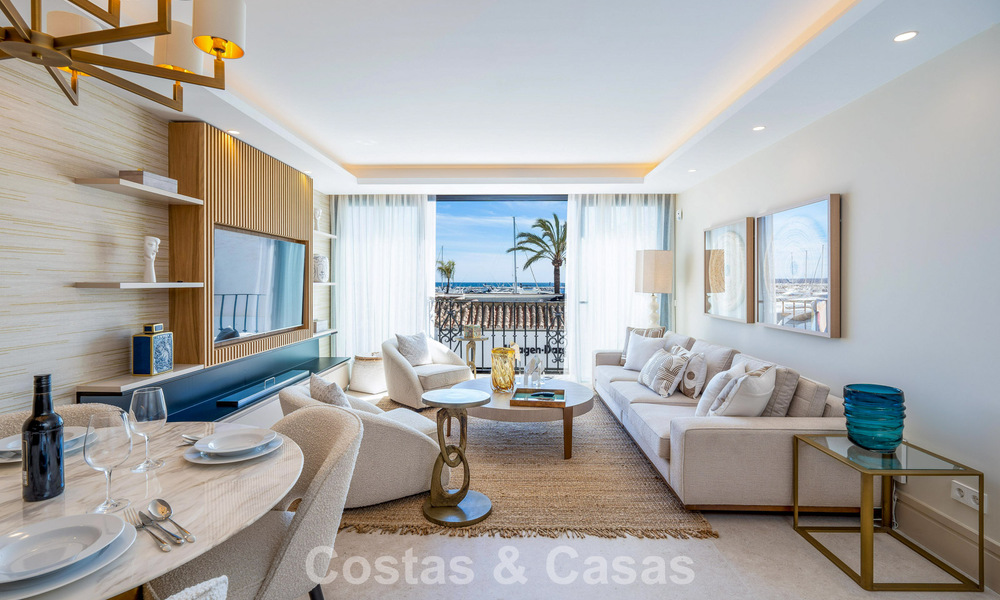 Luxe appartement te koop met direct zicht op de jachthaven, eerstelijns in Puerto Banus, Marbella 803161