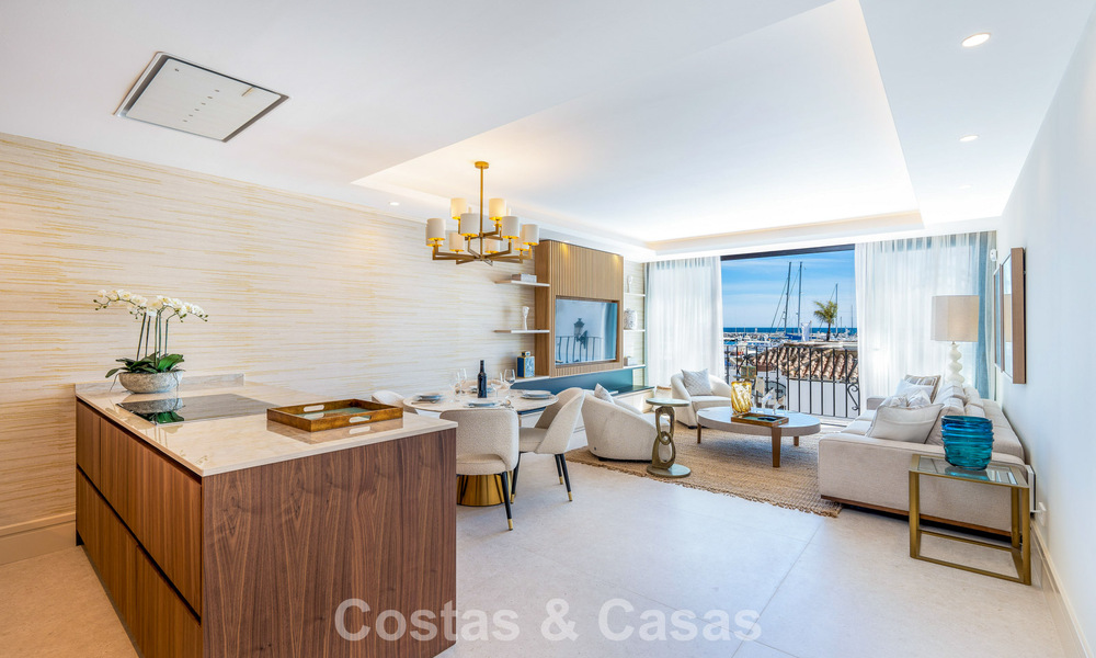 Luxe appartement te koop met direct zicht op de jachthaven, eerstelijns in Puerto Banus, Marbella 803166