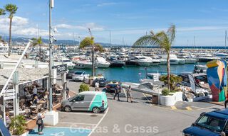 Luxe appartement te koop met direct zicht op de jachthaven, eerstelijns in Puerto Banus, Marbella 803173 