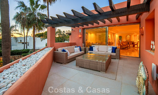 Eersteklas duplex penthouse te koop in een strandcomplex in Los Monteros, ten oosten van Marbella centrum 803245 