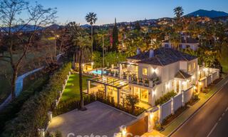 Luxueuze, mediterrane villa te koop, eerstelijnsgolf in een prestigieuze urbanisatie in Nueva Andalucia, Marbella 803335 