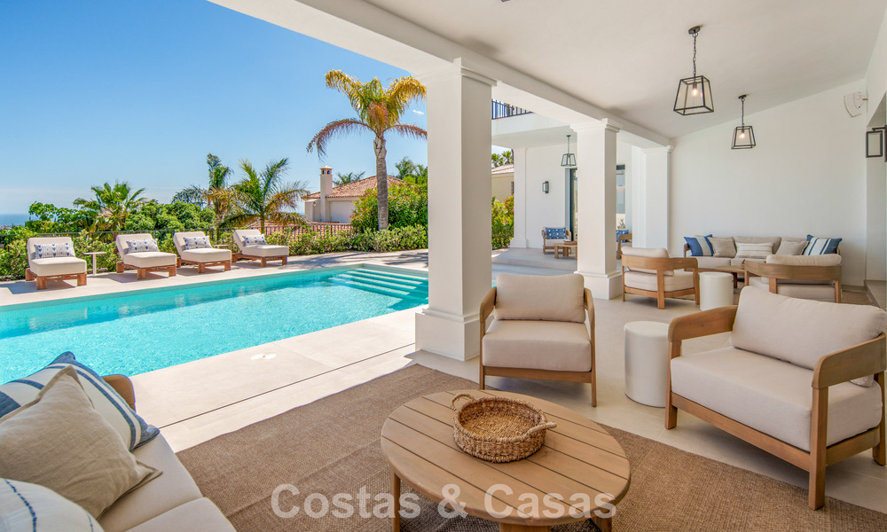 Eigentijdse, Spaanse luxevilla met panoramisch zeezicht te koop in Marbella - Benahavis 803360