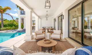 Eigentijdse, Spaanse luxevilla met panoramisch zeezicht te koop in Marbella - Benahavis 803361 