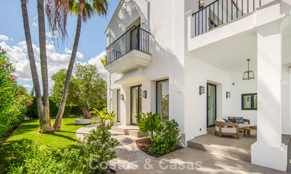 Eigentijdse, Spaanse luxevilla met panoramisch zeezicht te koop in Marbella - Benahavis 803364