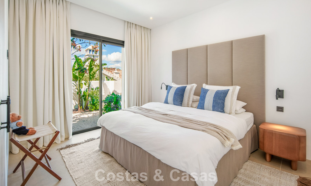 Eigentijdse, Spaanse luxevilla met panoramisch zeezicht te koop in Marbella - Benahavis 803369