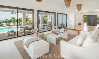 Eigentijdse, Spaanse luxevilla met panoramisch zeezicht te koop in Marbella - Benahavis 803380 