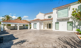 Eigentijdse, Spaanse luxevilla met panoramisch zeezicht te koop in Marbella - Benahavis 803396 