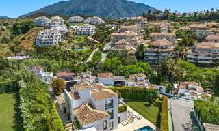 Elegante luxevilla met eigentijds-mediterrane architectuur te koop in een besloten wijk in Nueva Andalucia, Marbella 803404 