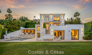 Elegante luxevilla met eigentijds-mediterrane architectuur te koop in een besloten wijk in Nueva Andalucia, Marbella 803415 